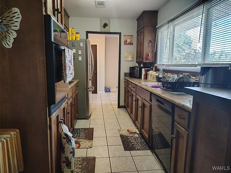 3829 University Blvd E — Photo 4