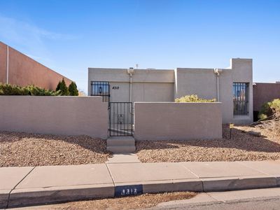 8312 Parrot Run Rd NE, Albuquerque, NM, 87109