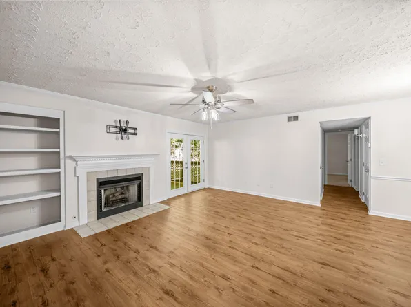 103 Autumn Chase Dr, Raleigh, NC 27613