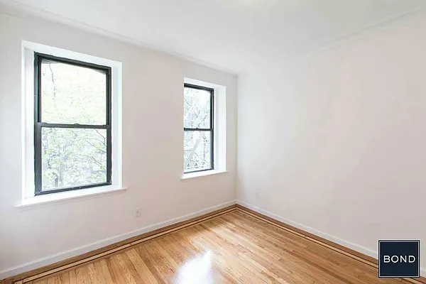 Rented by Bond New York | media 4