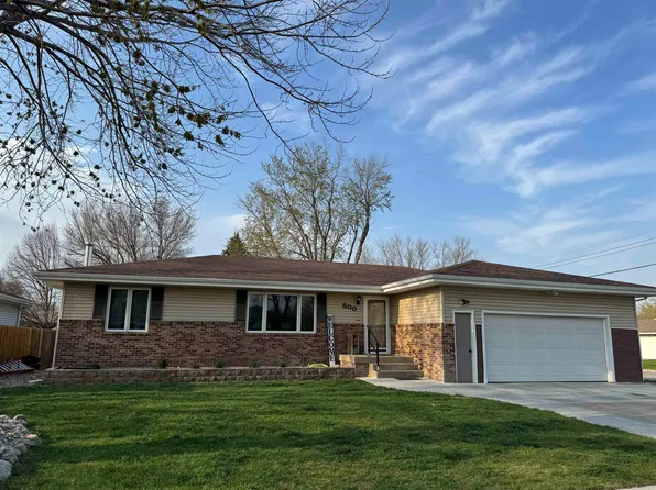 800 Volkman Dr, Norfolk, NE 68701