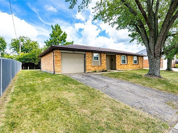 2nd image of 7211 Stonehurst Dr