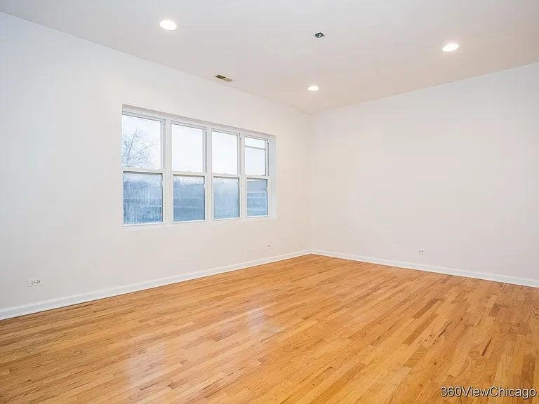 3906 W Belmont Ave #2 — Photo 1