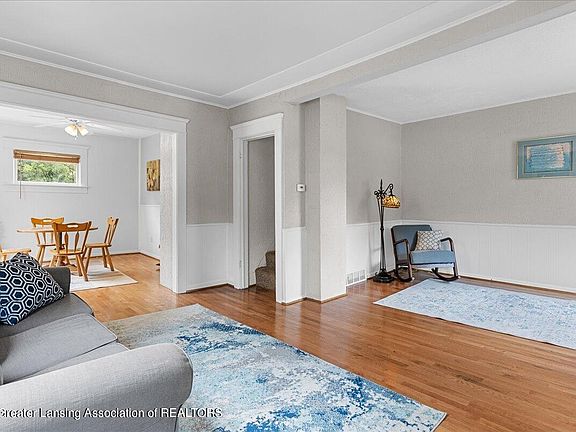 4th image of 127 N Hayford Ave