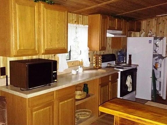 5th image of 2529 SE 178th Ave