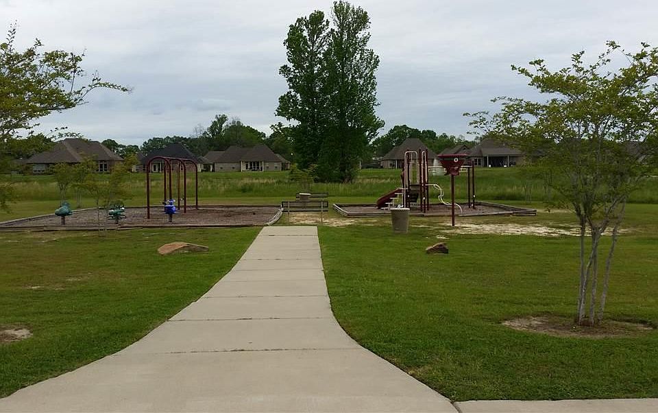 2nd image of 26253 Lakeridge Dr