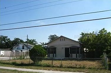1st image of 2747 Maine Ave