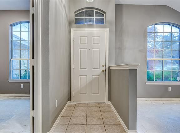 4th image of 1604 Mallard Dr