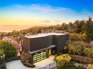 8830 39th Ave SW, Seattle, WA 98136