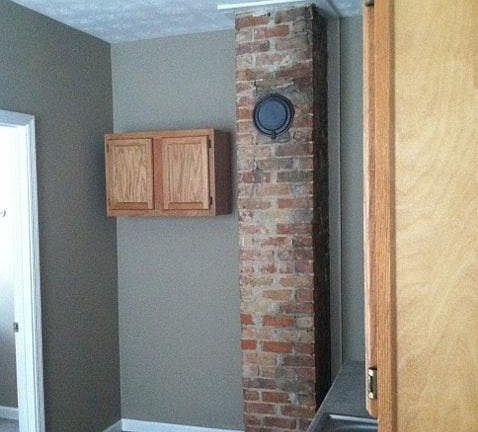 3rd image of 115-117 Manhattan St