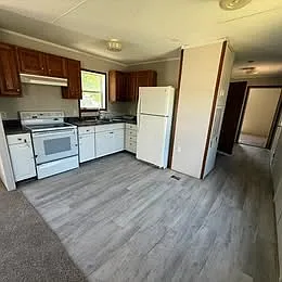 Available Now Rent-to-Own in Creek Valley! — Photo 3