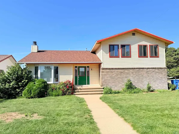613 Stage Coach Rd, South Sioux City, NE 68776