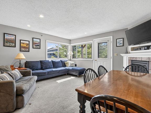 5th image of 10 Brookside Drive #1B308