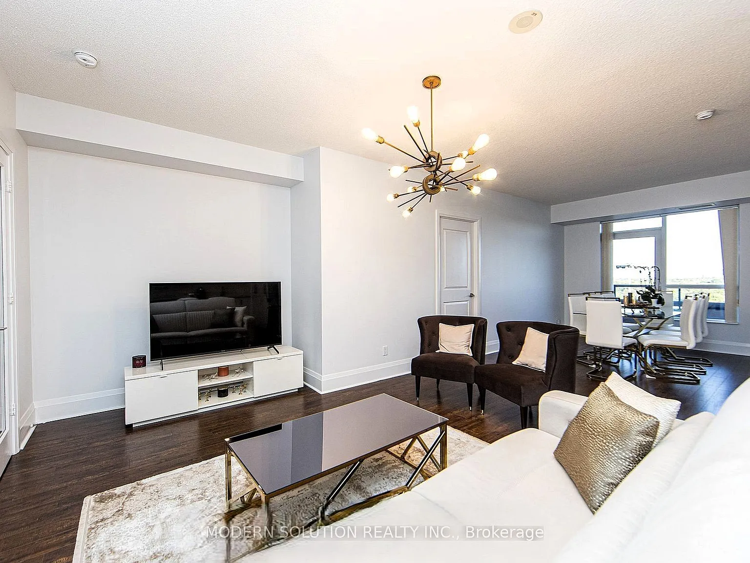 3 bed, $5,400 — Photo 4