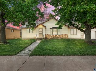 221 E Essex Ave, Salem, SD 57058