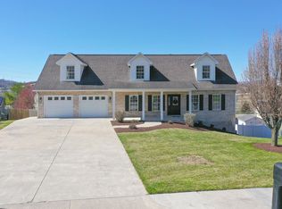 2115 Whispering Springs Rd, Harrisonburg, VA 22801