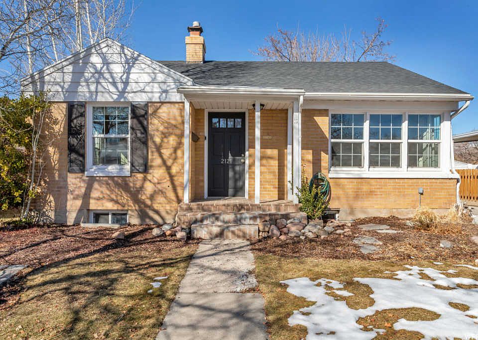 1st image of 2121 E Crystal Ave