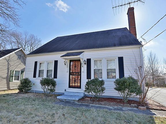 front-house from yard