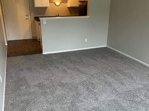4th image of 3105 22nd Ave S APT 16