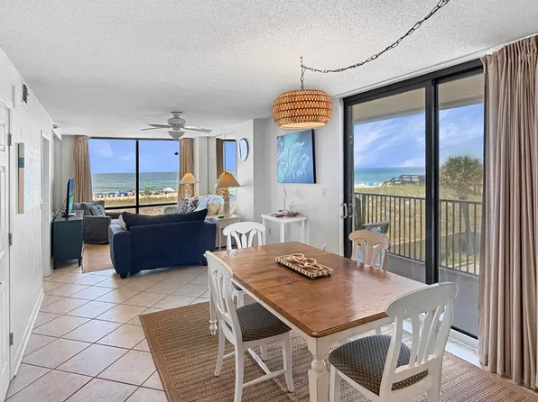 8245 Gulf Blvd APT 109, Navarre, FL 32566