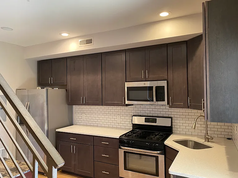 4239 Haverford Ave — Photo 4