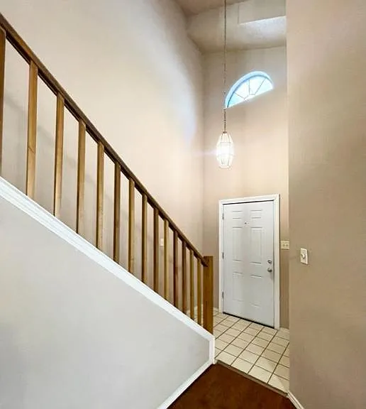 6404 Tempest Dr — Photo 4