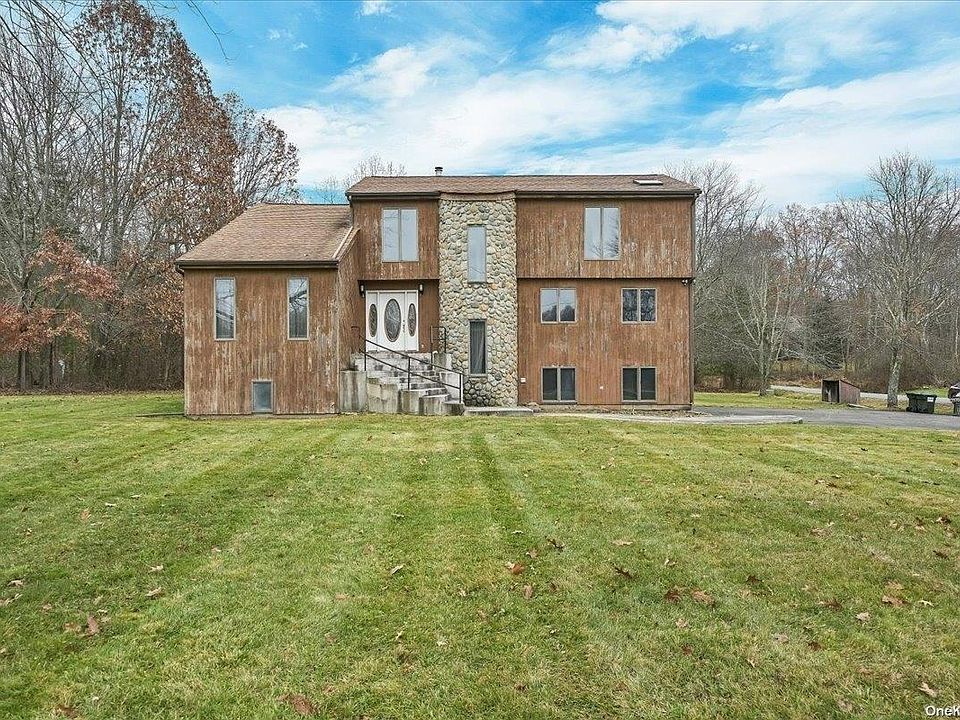 1st image of 1 Lasser Lane