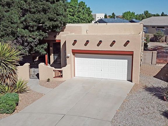 2nd image of 10105 Luz Del Sol Ct NW