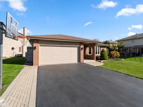 16455 Mayors Row, Orland Hills, IL 60487