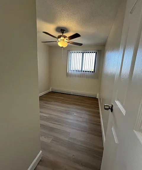 Orchard Glen Apartments — Photo 88