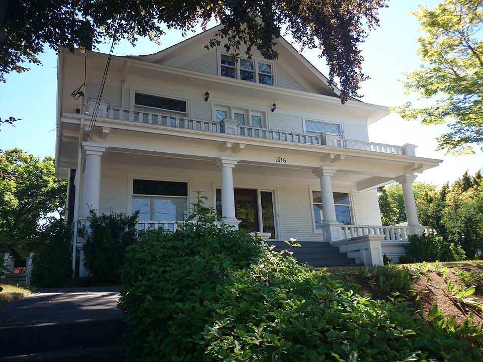 1st image of 1616 Nob Hill Ave N