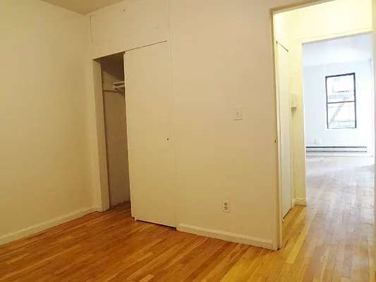 Rented by I & I New York | media 21