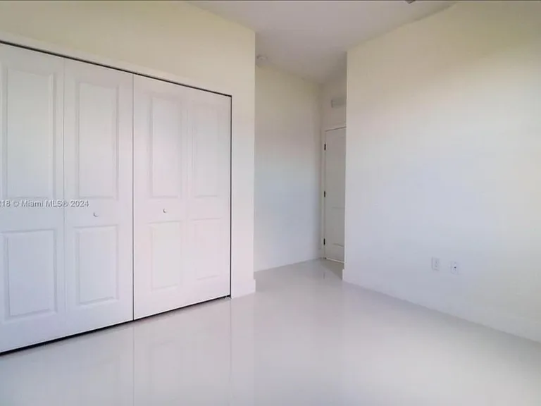 30870 SW 192nd Ave #2 — Photo 3
