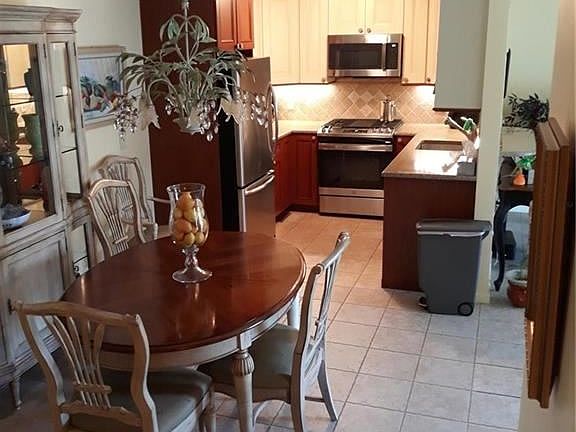 2nd image of 200 Mayfield Ave APT F6