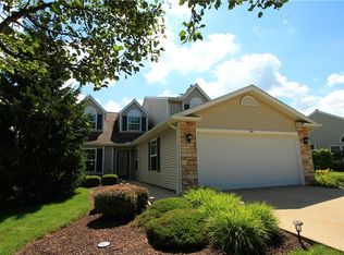 60 Chesterton Ln, Aurora, OH 44202