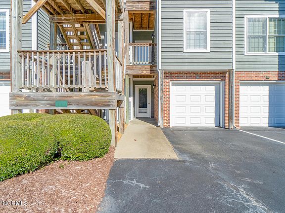 2nd image of 414 16c Albemarle Boulevard #16c