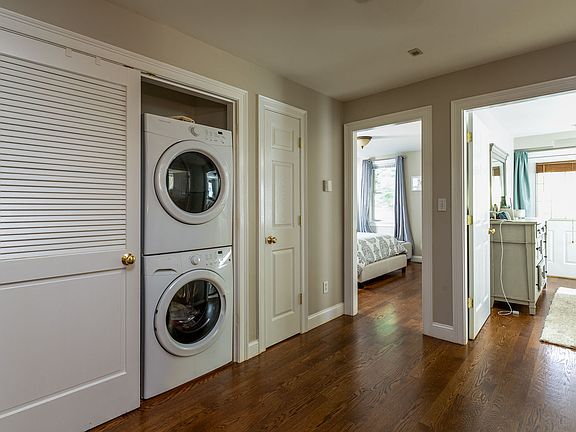 3rd image of 66 Gates St #1