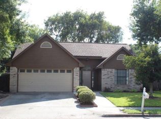 129 Byron Ln, Victoria, TX 77901