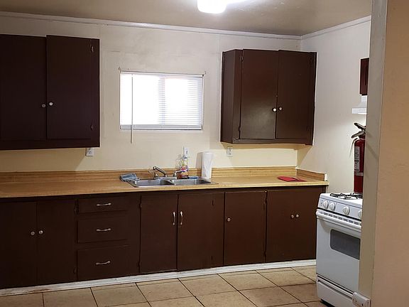 3rd image of 11985 Chamberlaine Way #2