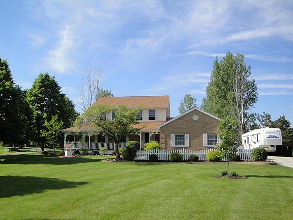 2nd image of 6461 Oakhurst Dr