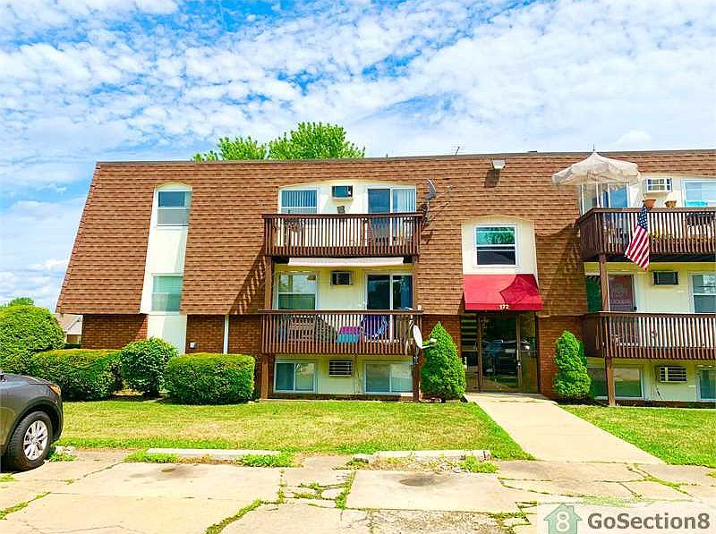 1st image of 172 Brunswick Dr #D