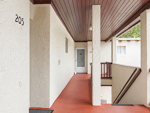 5th image of 2601 Boundbrook Boulevard #205