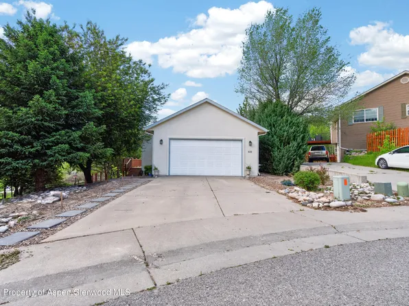 610 E 1st St, New Castle, CO 81647
