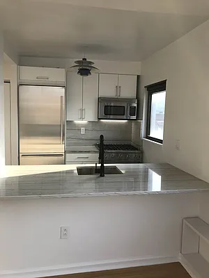 Rented by Sassoon Group | media 21