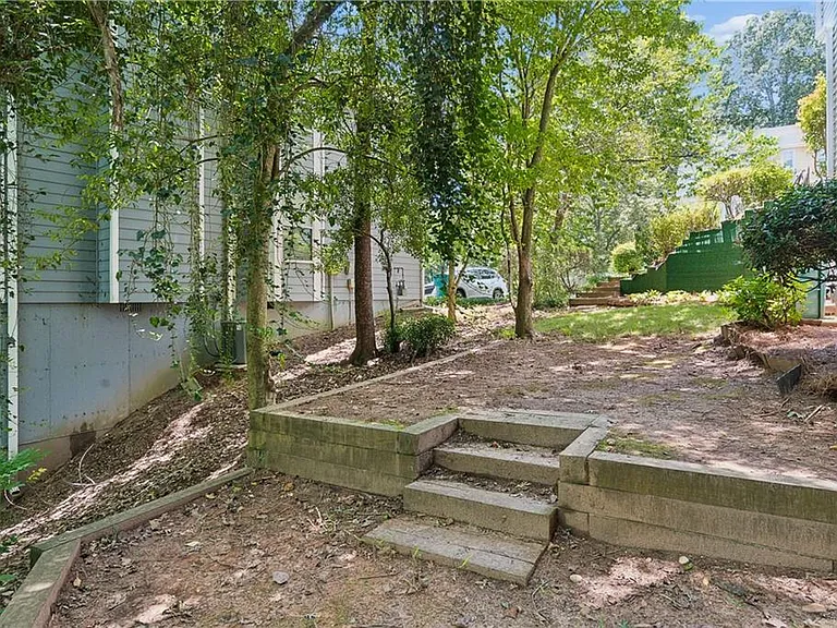 5200 Laurel Bridge Dr SE — Photo 27