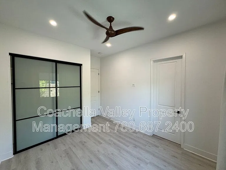 74635 Tesla Dr — Photo 42