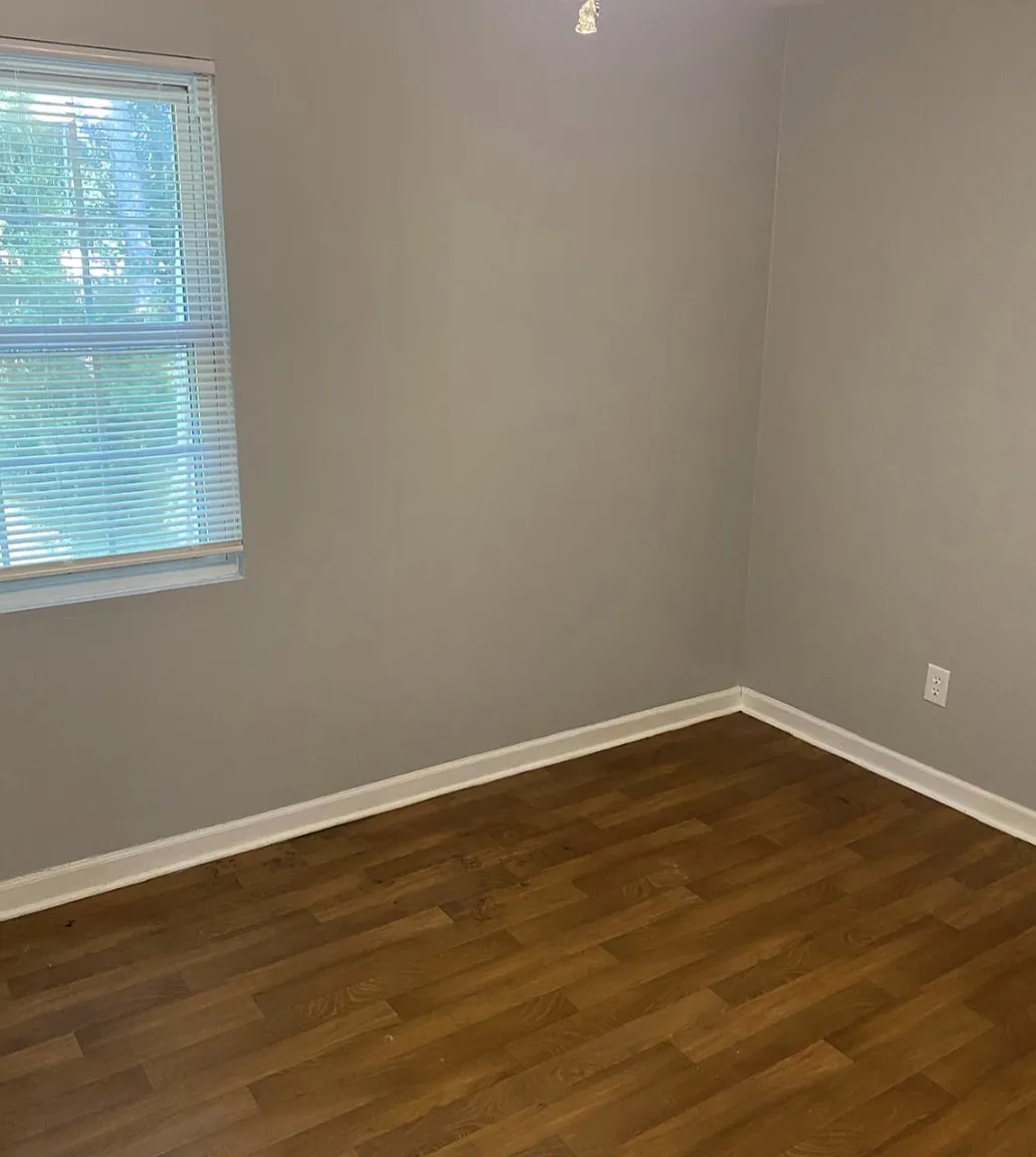 2 bed, 1.5 bath, $1,300 — Photo 2