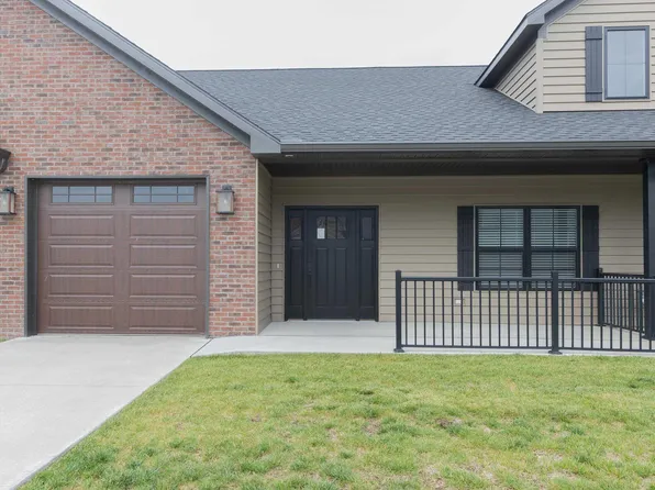 3879 High Pointe Ln, Newburgh, IN 47630