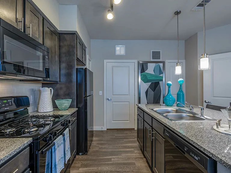 Smart Living at Garden Oaks — Photo 8