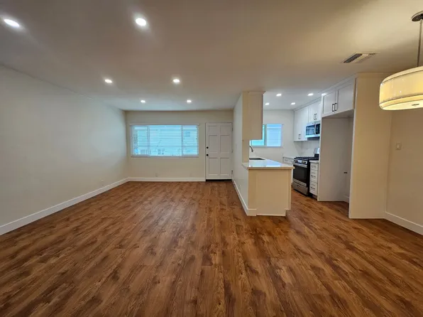 561 East Orange Grove Avenue, 561 E Orange Grove Ave #I, Burbank, CA 91501